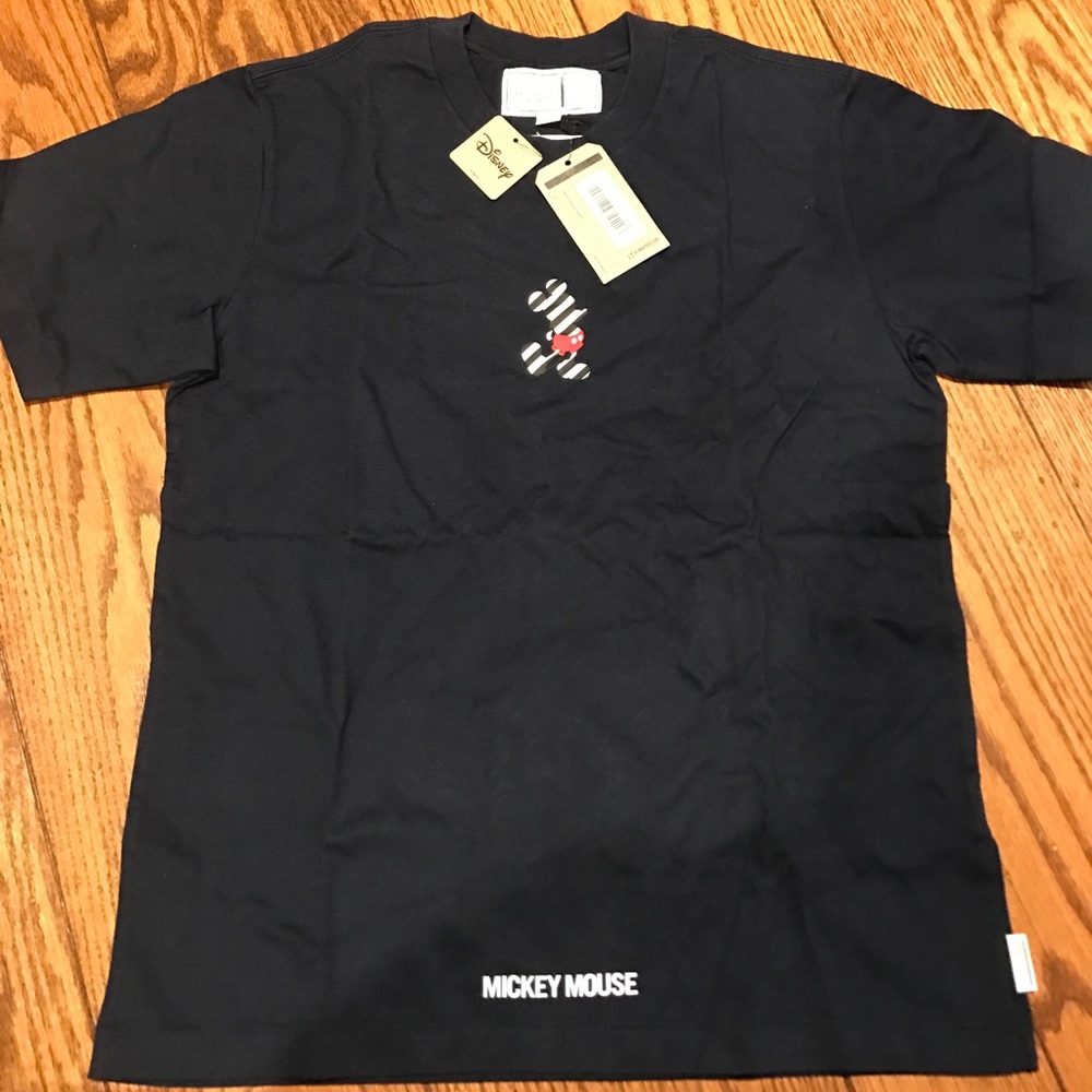 Licensed Mickey Disney navy tshirt tee sz Small